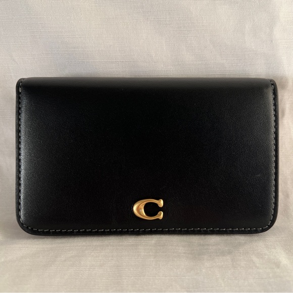 Coach Essential Slim Card Case - Picture 1 of 4